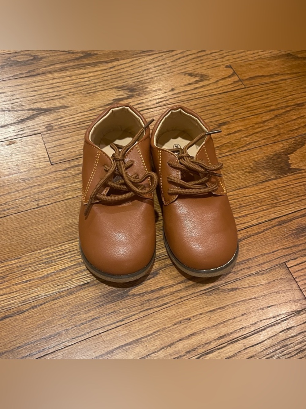 Kids Classic Lace-Up Brown Shoes